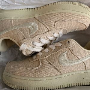 AF1 STUSSY FOSSIL
